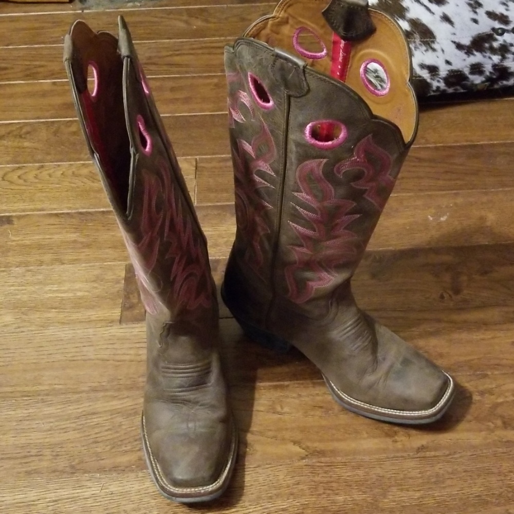 Tony Lama 3R buckaroo boots